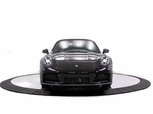 Certified 2025 Porsche 911 Carrera image 10