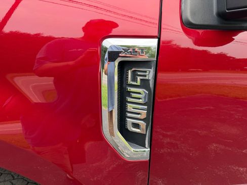 Used 2019 Ford F350 XLT w/ XLT Value Package AWD/4WD image 7