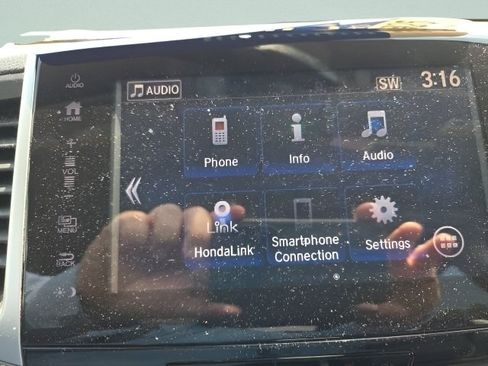 Used 2018 Honda Pilot EX-L image 22