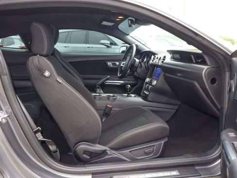 Used 2021 Ford Mustang GT w/ GT Performance Package RWD image 24