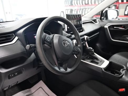 Used 2024 Toyota RAV4 XLE FWD image 19