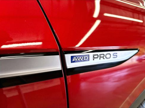 Used 2023 Volkswagen ID.4 Pro S AWD/4WD image 33