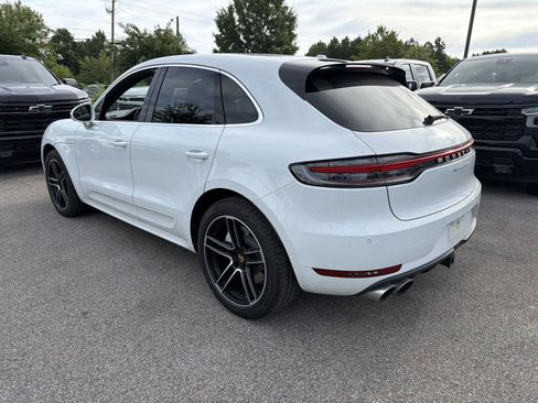 Used 2021 Porsche Macan Turbo AWD/4WD image 2