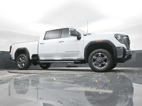 New 2026 GMC Sierra 2500 SLT w/ SLT Premium Package image 42