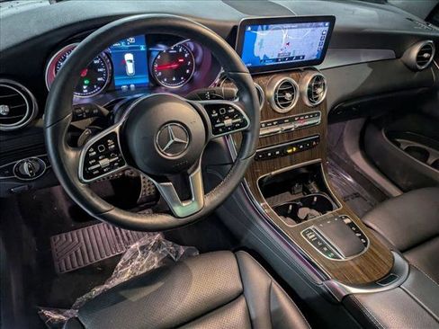 Used 2020 Mercedes-Benz GLC 300 4MATIC image 13