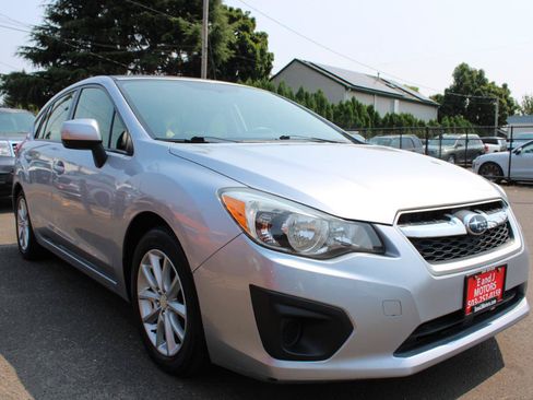 Used 2014 Subaru Impreza 2.0i Premium w/ All-Weather Package w/CVT AWD/4WD image 3