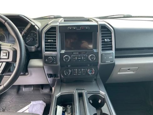 Used 2019 Ford F150 XLT w/ Equipment Group 302A Luxury image 11