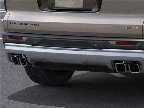 New 2026 Chevrolet Traverse Z71 w/ Enhanced Driving Package image 17