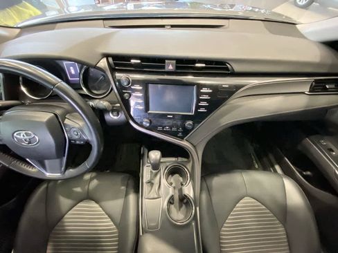 Certified 2020 Toyota Camry SE w/ Convenience Package FWD image 22