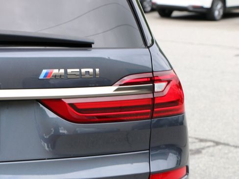 Used 2021 BMW X7 M50i w/ Executive Package AWD/4WD image 7
