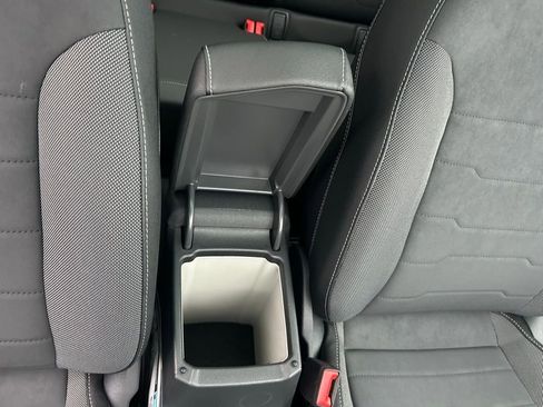 New 2026 Volkswagen Taos SE image 38