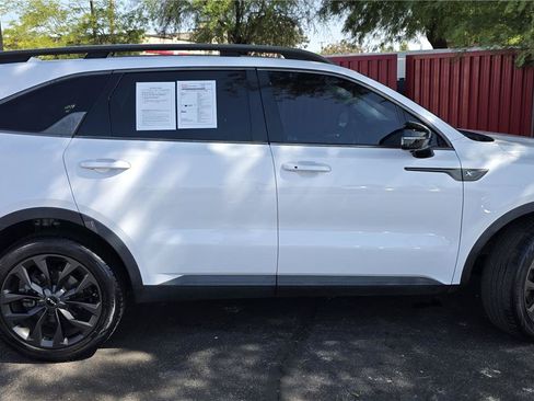 Used 2022 Kia Sorento SX Prestige AWD/4WD image 4