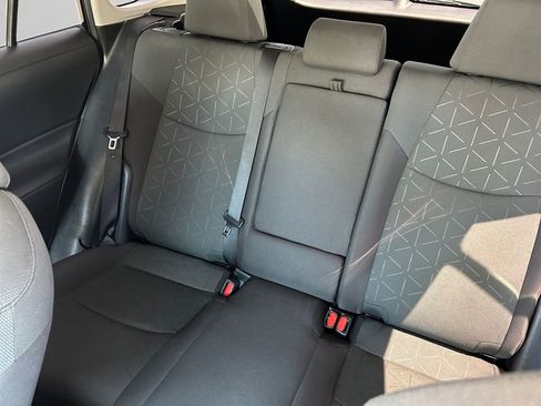 Used 2024 Toyota RAV4 XLE FWD image 33