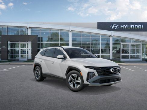 New 2026 Hyundai Tucson SEL image 2