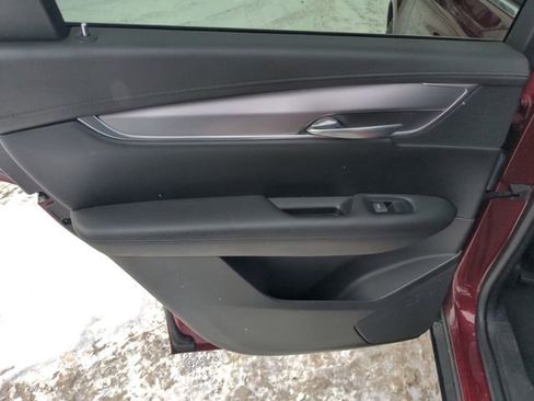 Used 2017 Cadillac XT5 Premium Luxury w/ LPO, Wheel Lock Package image 14