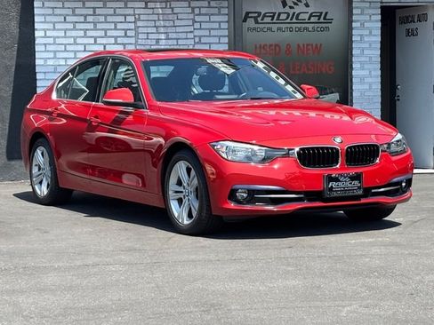 Used 2017 BMW 330i Sedan RWD image 8