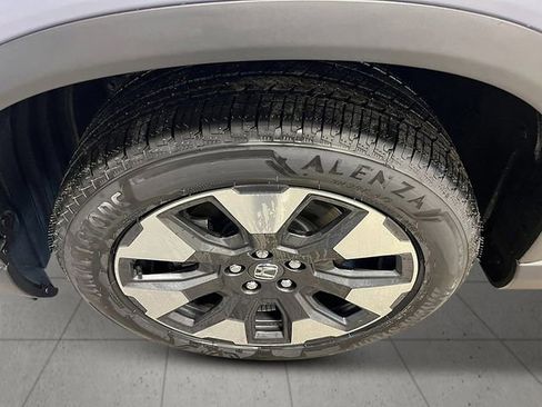 New 2026 Honda Pilot Touring image 11