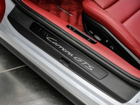 Used 2026 Porsche 911 Carrera GTS RWD image 46