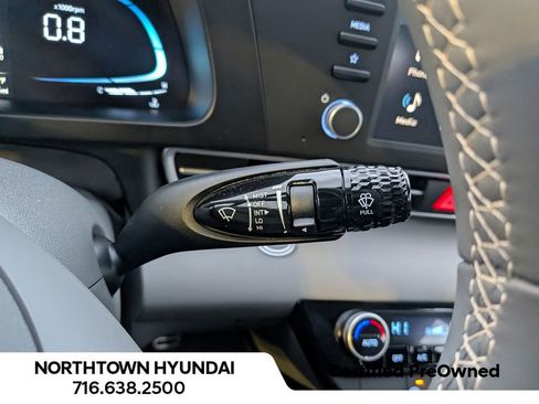 Certified 2025 Hyundai Elantra Sport image 25