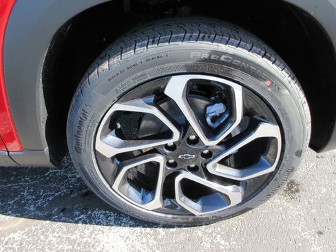 New 2026 Chevrolet Trax RS w/ Driver Confidence Package image 9