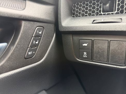 Used 2025 Honda CR-V Sport-L image 22