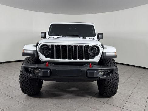 Used 2024 Jeep Wrangler Unlimited Rubicon AWD/4WD image 6