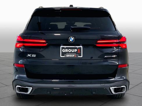New 2026 BMW X5 xDrive40i w/ Executive Package AWD/4WD image 4