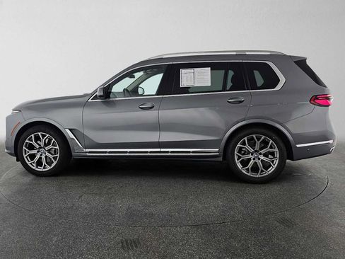 Used 2025 BMW X7 xDrive40i AWD/4WD image 6