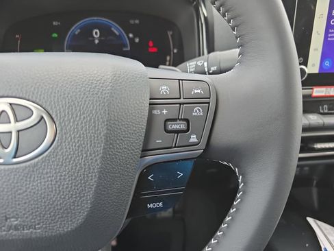 New 2026 Toyota Camry SE AWD/4WD image 17