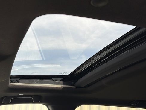 Used 2023 Honda CR-V Sport image 4