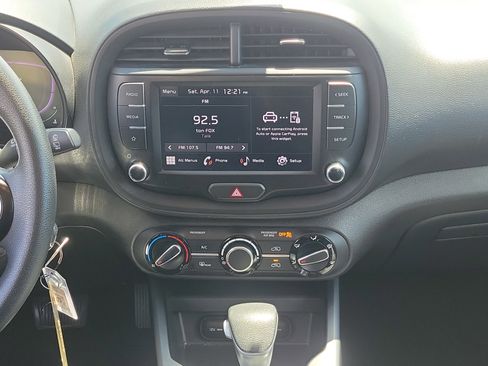 Used 2023 Kia Soul LX w/ LX Technology Package image 21