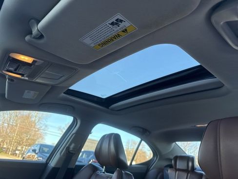 Used 2018 Acura TLX V6 w/ Technology Package image 13