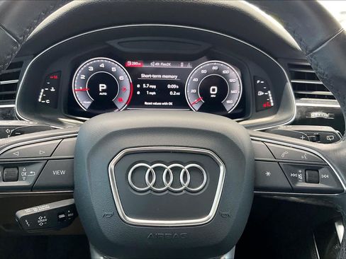 Used 2023 Audi Q7 3.0T Premium Plus w/ Premium Plus Package AWD/4WD image 32