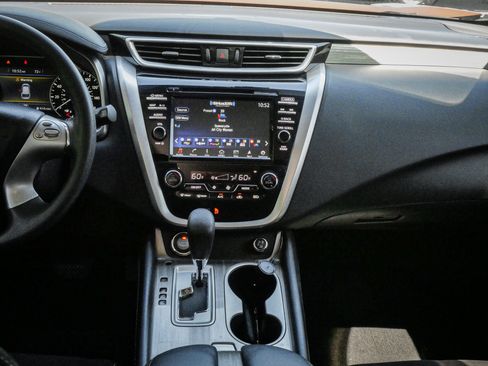 Used 2015 Nissan Murano S w/ Navigation Package AWD/4WD image 29