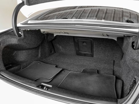 Used 2020 Volvo S60 T5 Momentum image 47