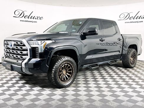 Used 2023 Toyota Tundra Platinum image 3