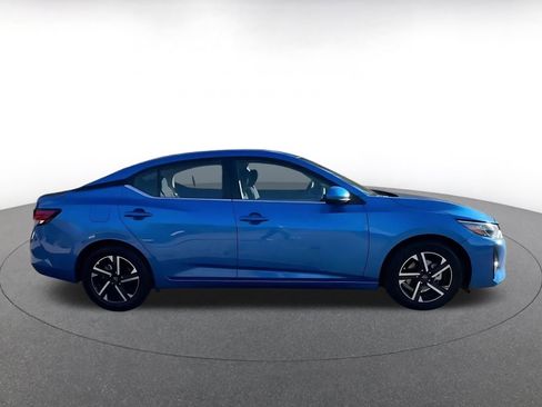 Used 2025 Nissan Sentra SV image 15