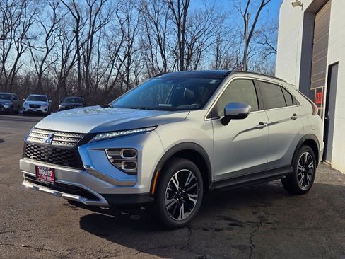 New 2026 Mitsubishi Eclipse Cross SE image 3