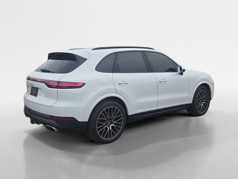 Used 2019 Porsche Cayenne AWD/4WD image 5
