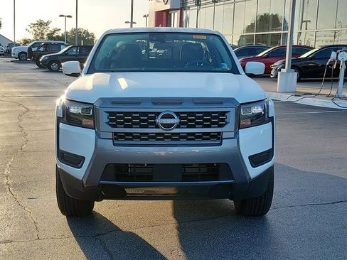 Certified 2026 Nissan Frontier SV w/ SV Convenience Package RWD image 8