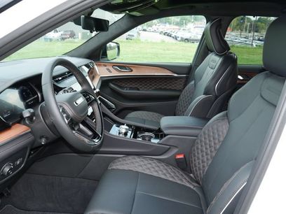 New 2027 Jeep Grand Cherokee Summit