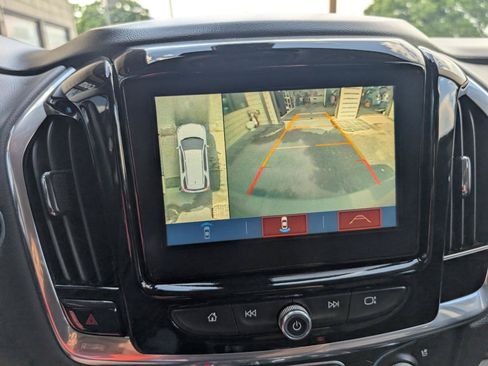 Used 2018 Chevrolet Traverse Premier w/ Redline Edition AWD/4WD image 17