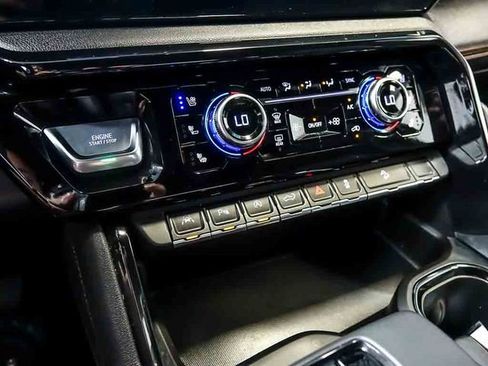 Certified 2025 GMC Sierra 1500 AT4 AWD/4WD image 24