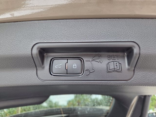 Used 2026 Ford Explorer Tremor w/ Tremor Ultimate Package AWD/4WD image 11