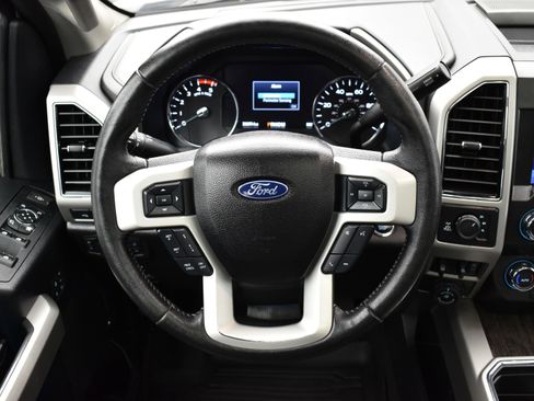 Used 2021 Ford F350 Lariat image 14