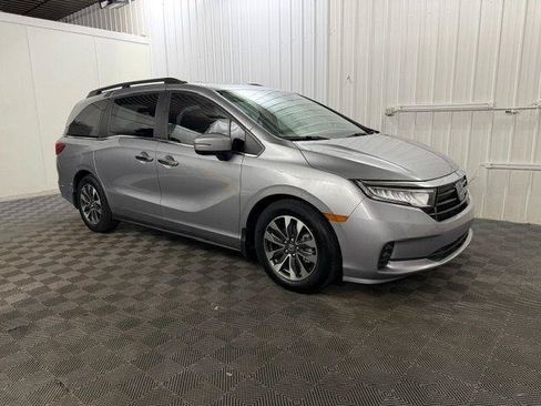 Used 2023 Honda Odyssey EX-L image 6