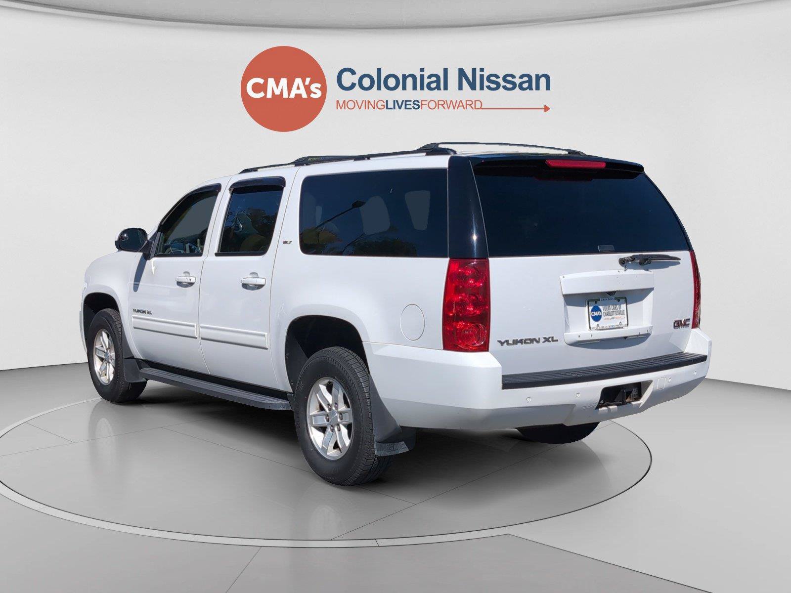 Used 2013 GMC Yukon XL SLT AWD/4WD image 3