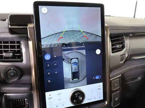 Used 2025 Ford F150 Lightning Lariat image 6