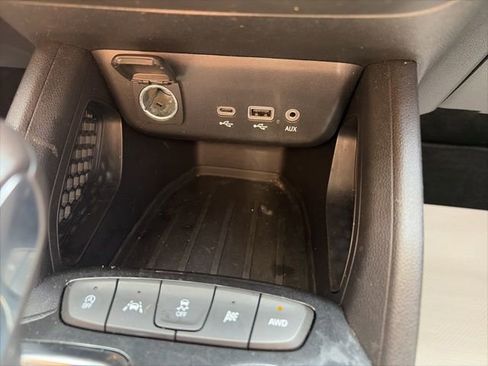 Used 2021 Chevrolet TrailBlazer RS w/ Sun and Liftgate Package AWD/4WD image 19