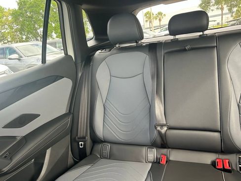 New 2026 Volkswagen Tiguan SE R-Line FWD image 12